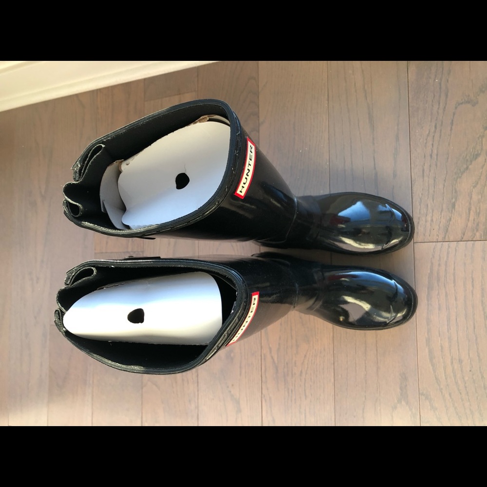 HUNTER women’s black patent books US size 7 - Picture 4 of 4